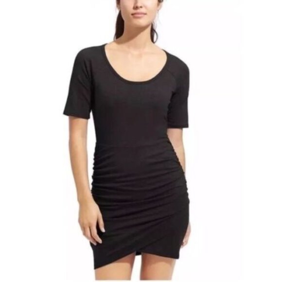 Athleta Dress Seeker Black Short Sleeve Mini Womens Extra Small Ruched Stretch - Picture 10 of 10